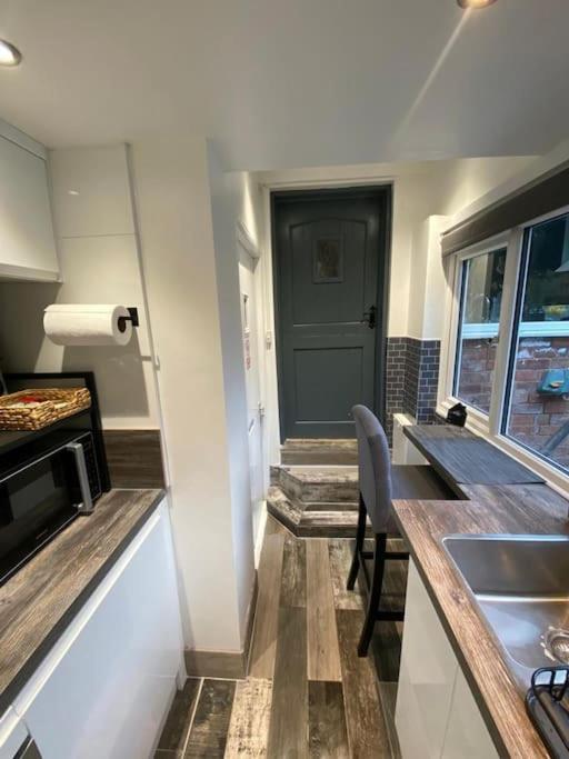 Studio 49 Home From Home Birmingham Bagian luar foto